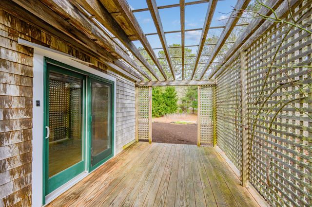 25 Robert Road, Harwich, MA 02645