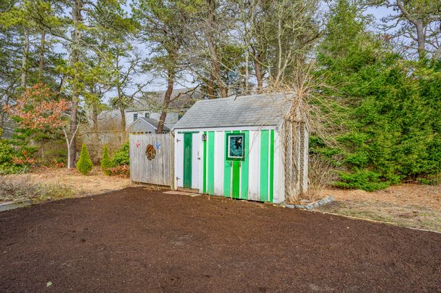 25 Robert Road, Harwich, MA 02645