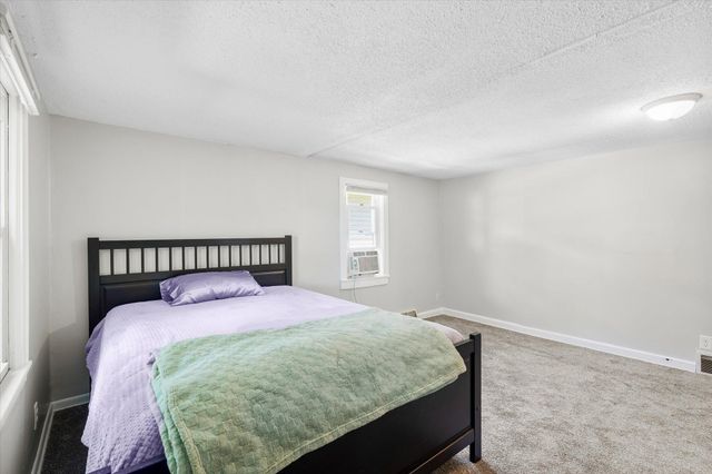 928 8th Avenue S, South Saint Paul, MN 55075
