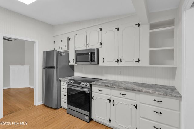 342 Pine Valley Drive, Wilmington, NC 28412