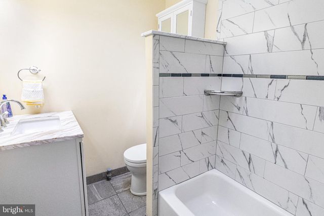 446 MARKLE ST, Philadelphia, PA 19128