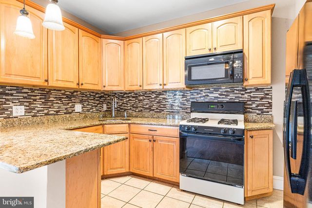 446 MARKLE ST, Philadelphia, PA 19128