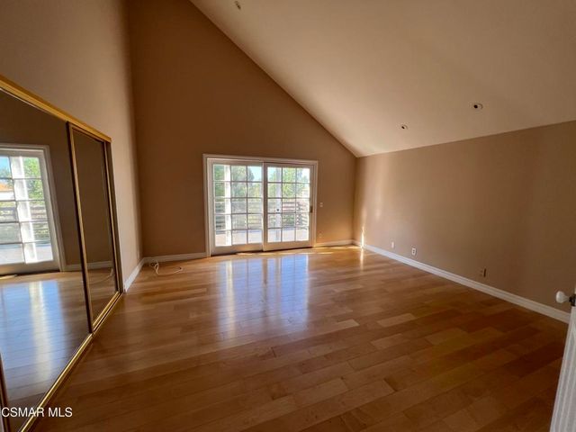 261 Scarborough Street, Thousand Oaks, CA 91361