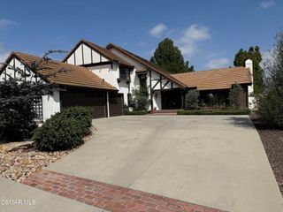 261 Scarborough Street, Thousand Oaks, CA 91361