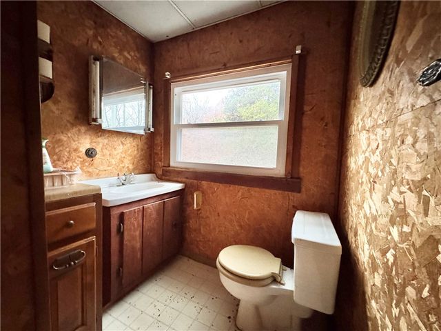 3281 Mercer Rd, Neshannock Twp, PA 16105