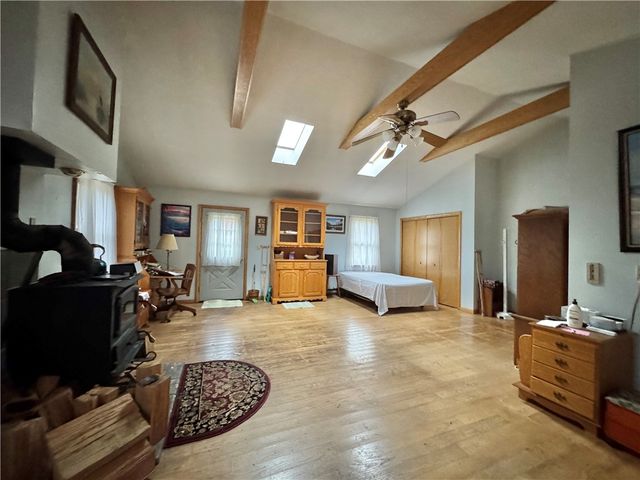 3281 Mercer Rd, Neshannock Twp, PA 16105