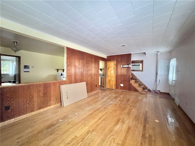 3281 Mercer Rd, Neshannock Twp, PA 16105