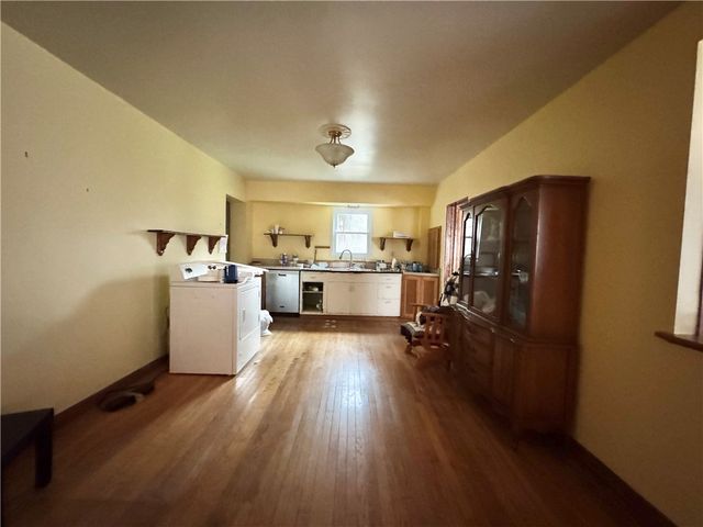 3281 Mercer Rd, Neshannock Twp, PA 16105