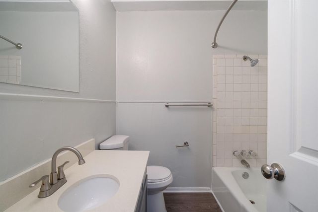 313 Rose Street 317-B, Arlington, TX 76010