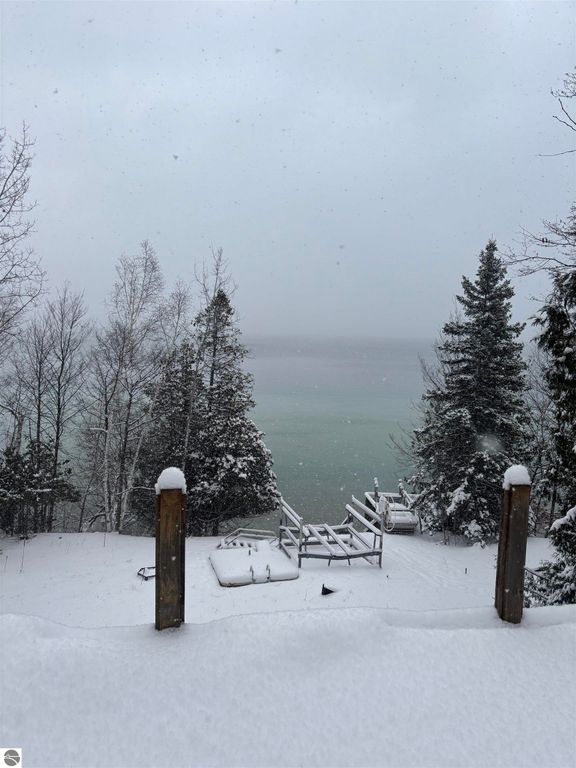 Image 26 of property listing at 7681 NW Torch Lake Drive, Kewadin, MI 49648