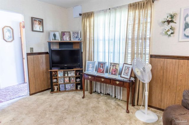 7569 Pine Meadows Loop, Milton, FL 32571