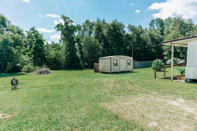 7569 Pine Meadows Loop, Milton, FL 32571