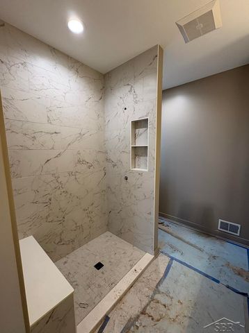 12522 Northern Woods Circle, Tittabawassee Twp, MI 48623