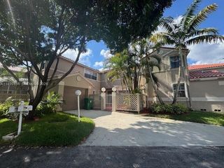 10944 Neptune Drive, Cooper City, FL 33026