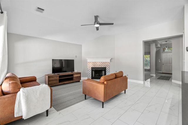 4409 Hunters Lodge DR, Round Rock, TX 78681