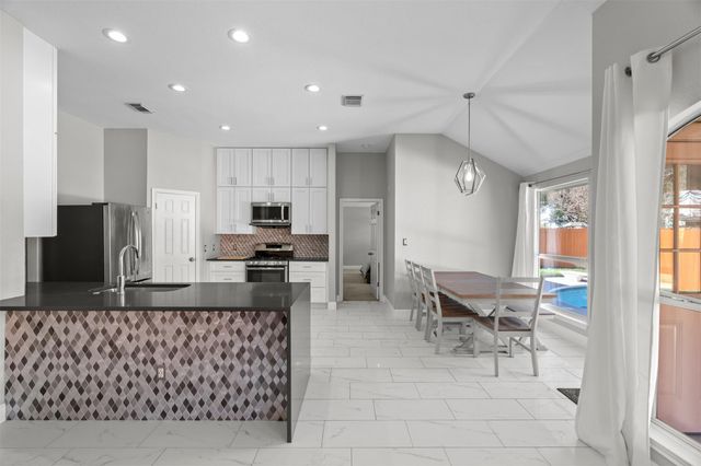 4409 Hunters Lodge DR, Round Rock, TX 78681