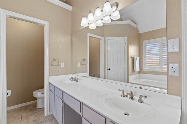 807 Birch Circle, Van Alstyne, TX 75495