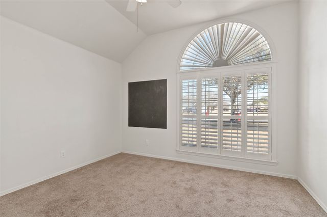 807 Birch Circle, Van Alstyne, TX 75495