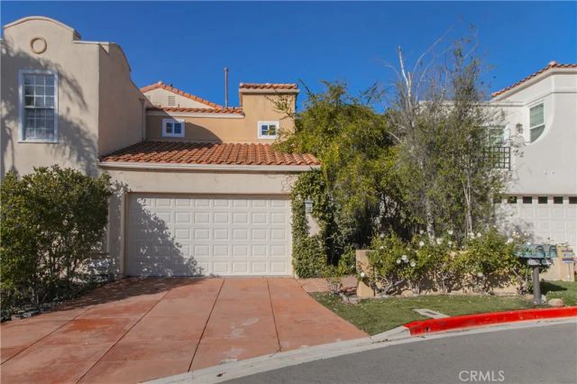 23057 Park Este, Calabasas, CA 91302