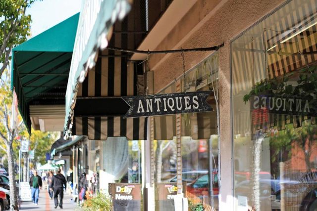 1388 Woodland Avenue, San Carlos, CA 94070