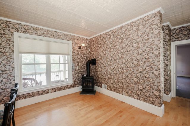 34 Post Road, North Hampton, NH 03862