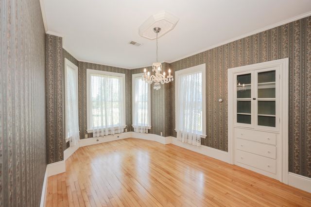 34 Post Road, North Hampton, NH 03862