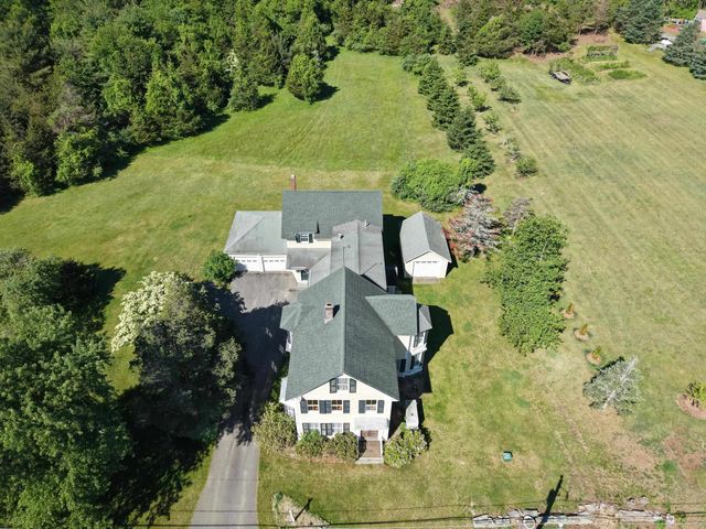 34 Post Road, North Hampton, NH 03862