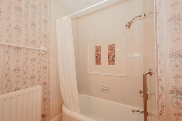 34 Post Road, North Hampton, NH 03862