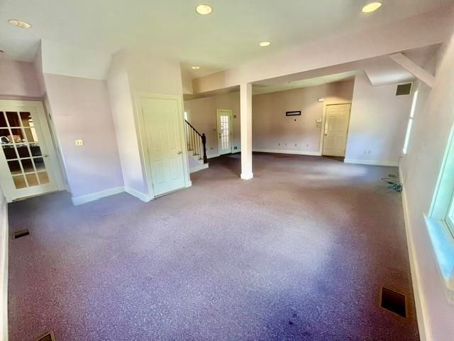 34 Post Road, North Hampton, NH 03862