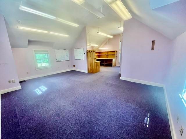 34 Post Road, North Hampton, NH 03862
