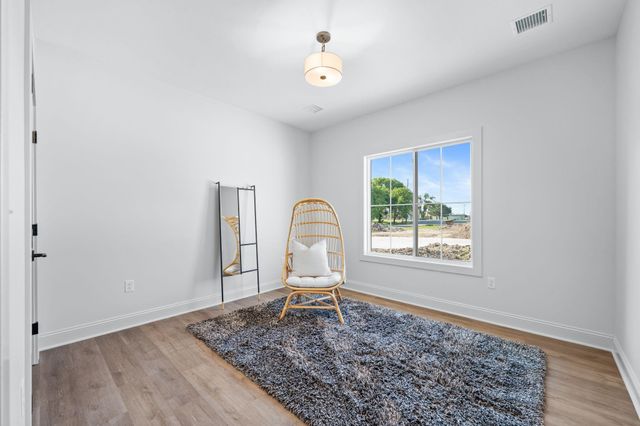125 N Sheridan Ave, Valley Center, KS 67147