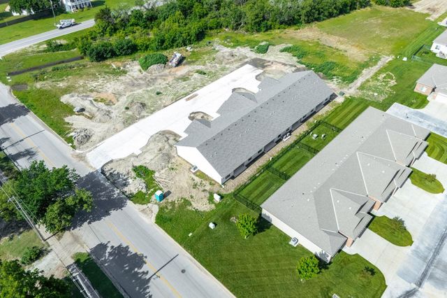 125 N Sheridan Ave, Valley Center, KS 67147