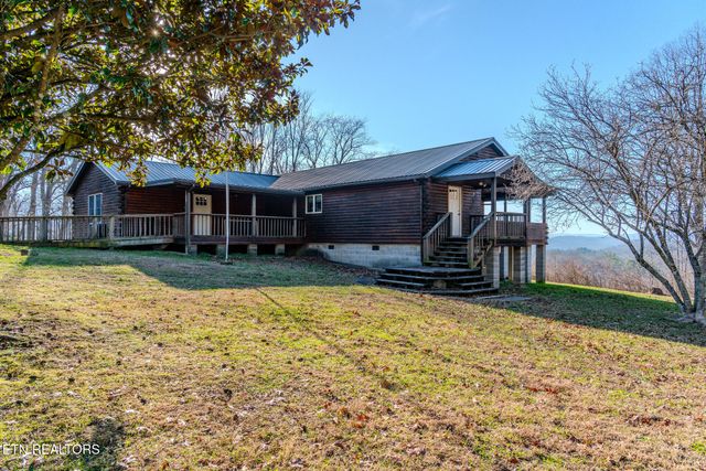 133 Hickory Flats Rd, Harriman, TN 37748
