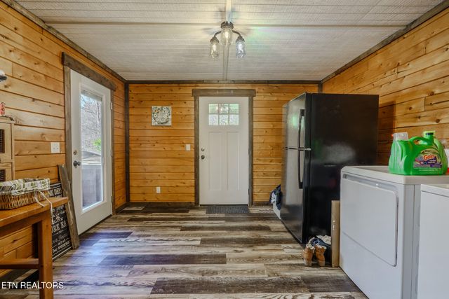 133 Hickory Flats Rd, Harriman, TN 37748