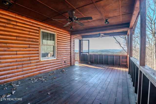133 Hickory Flats Rd, Harriman, TN 37748