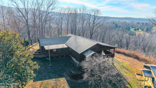 133 Hickory Flats Rd, Harriman, TN 37748