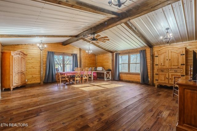 133 Hickory Flats Rd, Harriman, TN 37748