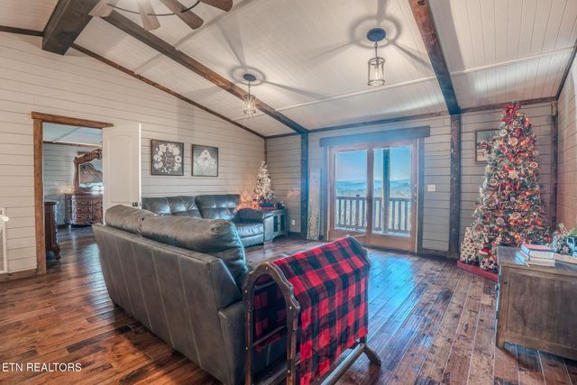 133 Hickory Flats Rd, Harriman, TN 37748