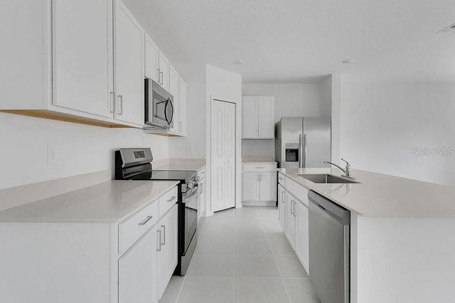 2228 CHRIS DRIVE, Winter Haven, FL 33884