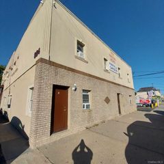 884 NASSAU B, Uniondale, NY 11553