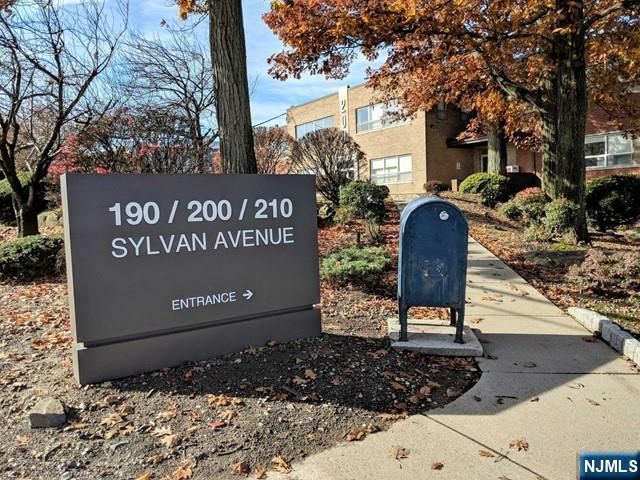 210 Sylvan Avenue B3, Englewood Cliffs, NJ 07632