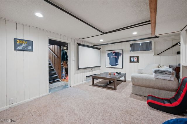 19820 Battersea Boulevard, Rocky River, OH 44116