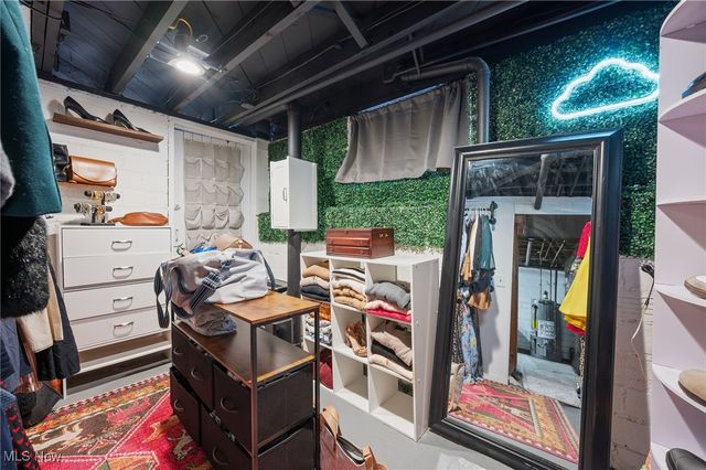 19820 Battersea Boulevard, Rocky River, OH 44116