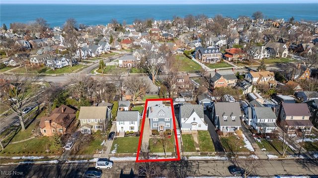 19820 Battersea Boulevard, Rocky River, OH 44116