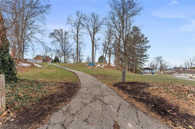 19820 Battersea Boulevard, Rocky River, OH 44116