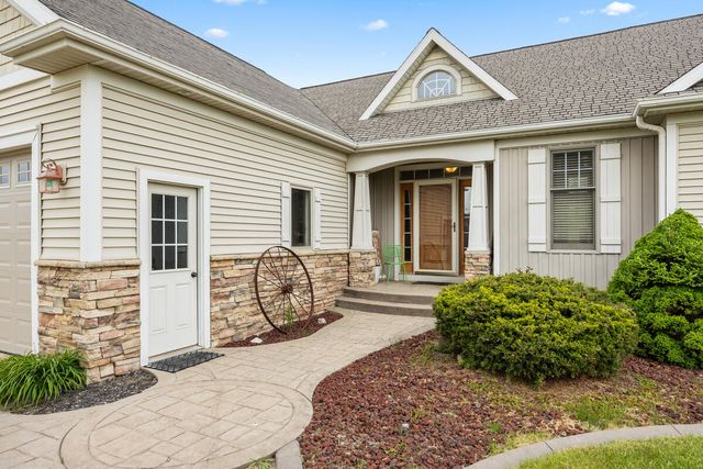 1815 Planters Row Drive, Byron Center, MI 49315