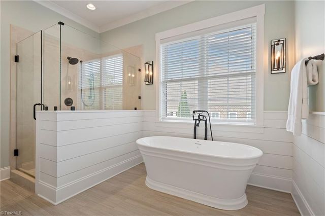 5348 Summer Hill Lane, Winston-salem, NC 27106