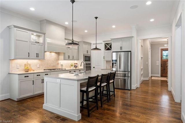 5348 Summer Hill Lane, Winston-salem, NC 27106
