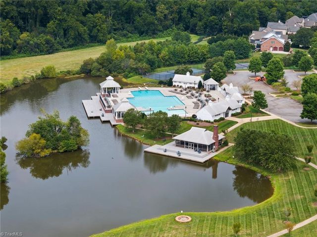 5348 Summer Hill Lane, Winston-salem, NC 27106