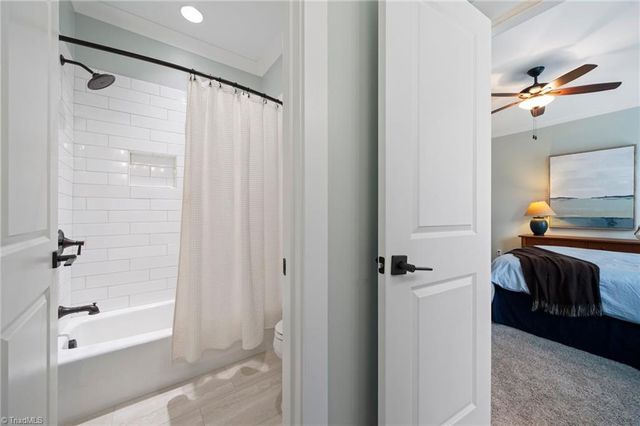 5348 Summer Hill Lane, Winston-salem, NC 27106